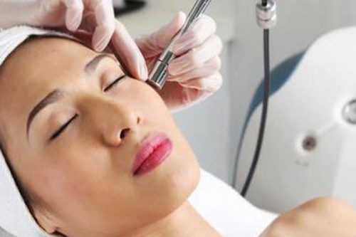 Microdermabrasion Facial Treatment